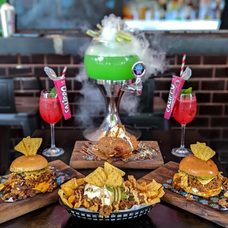 How and where to host your next ultimate dinner party